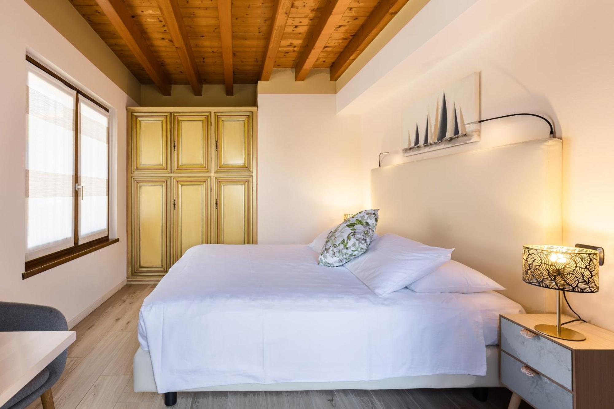 Bed and breakfast Charming Sirmione Extérieur photo
