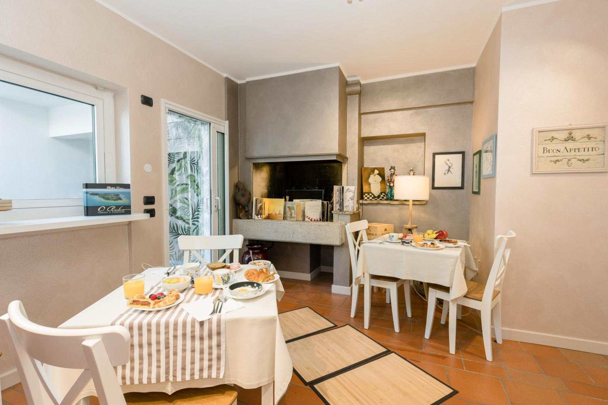 Bed and breakfast Charming Sirmione Extérieur photo
