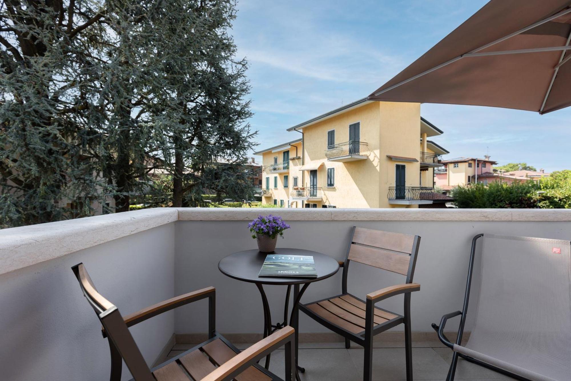 Bed and breakfast Charming Sirmione Extérieur photo
