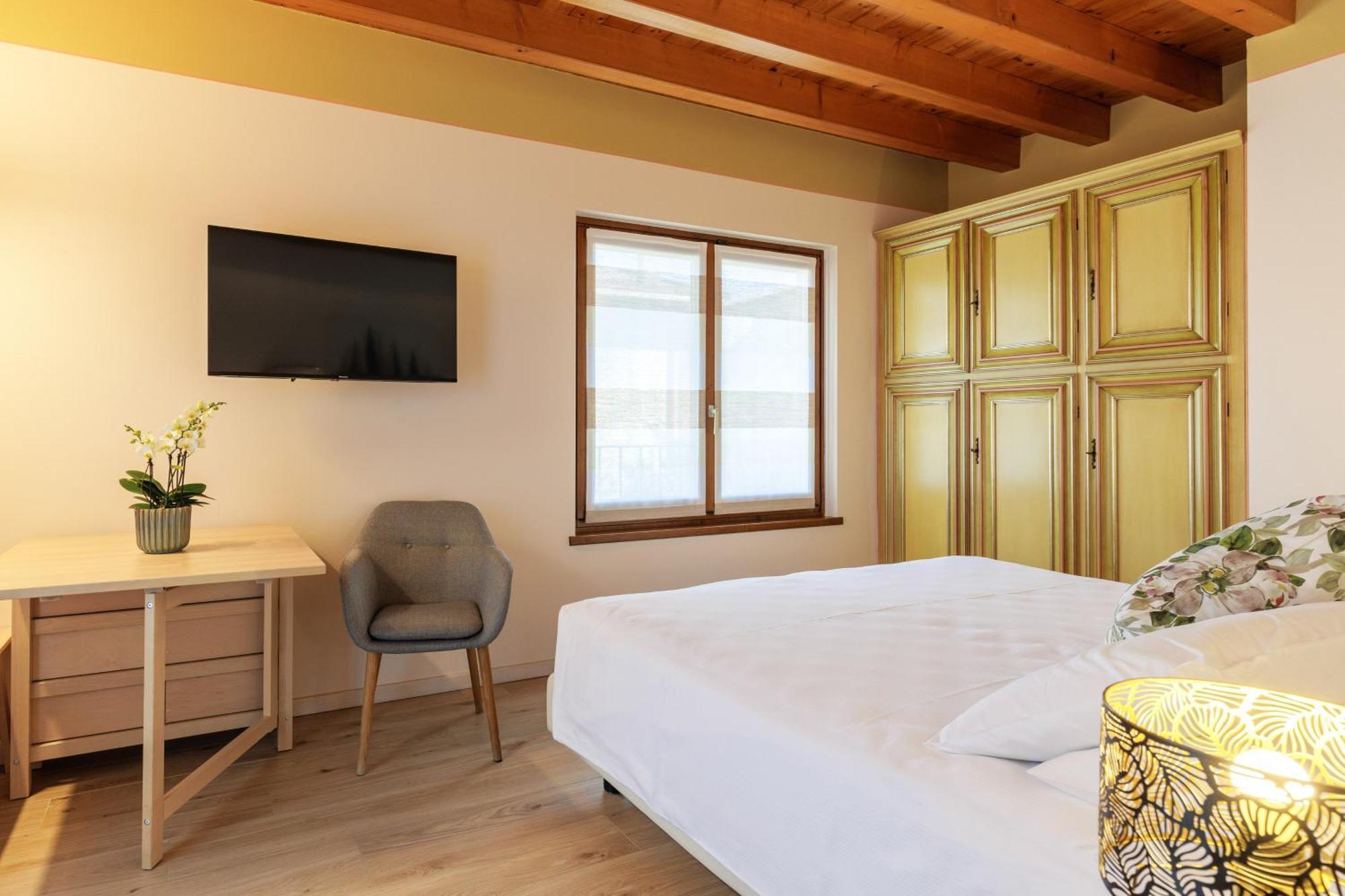 Bed and breakfast Charming Sirmione Extérieur photo